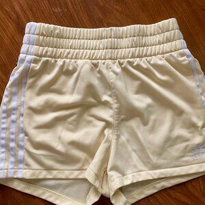 Adidas Light Yellow Soccer Shorts w 3 white side stripes Size Adult XS